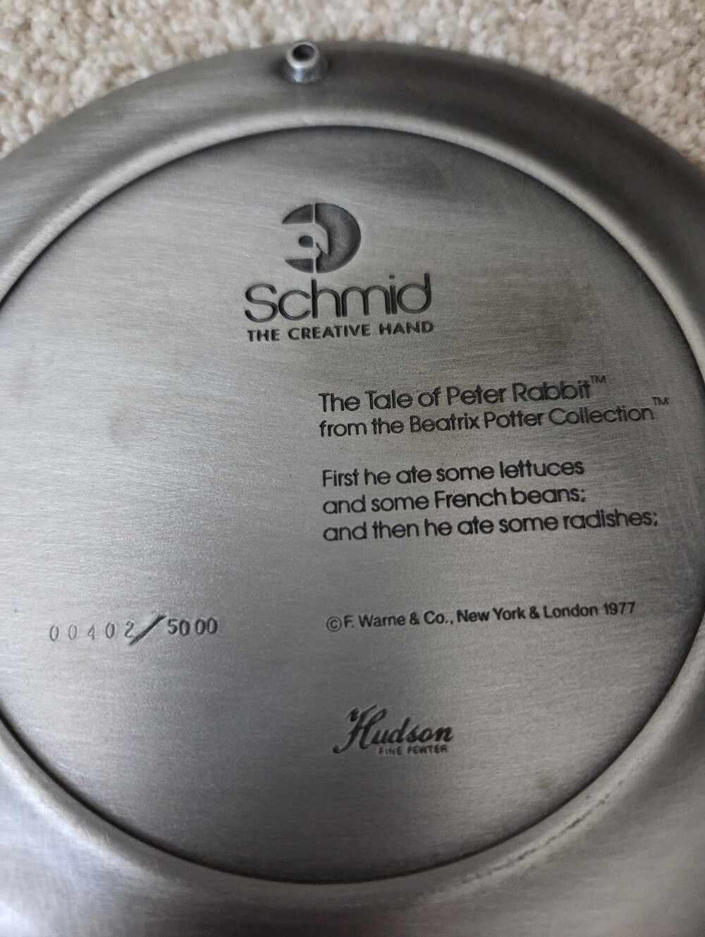 Peter Rabbit Schmid Pewter Plate Numbered - Picture 5 of 8